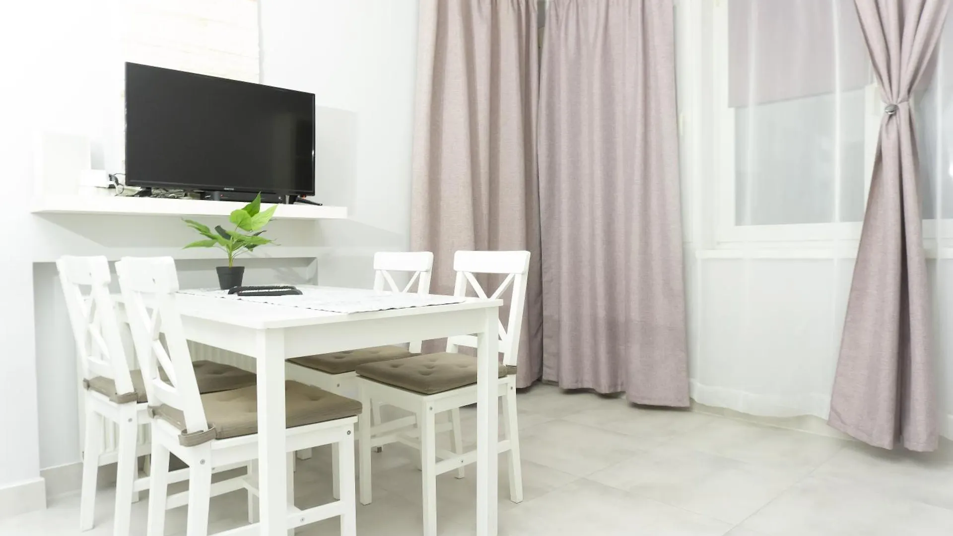 Apartment Sleep4You Apartamenty Centrum Warsaw